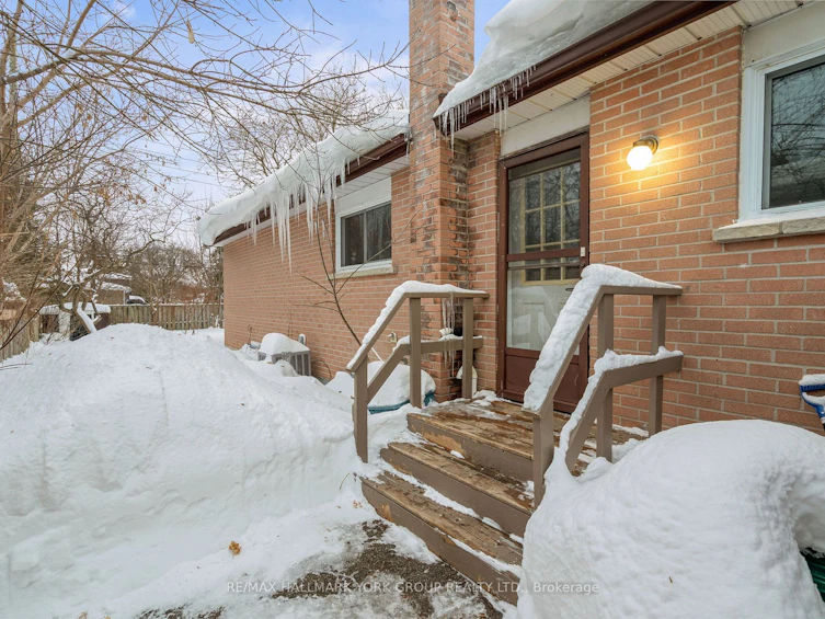 25A College Crescent, Barrie, ON, L4M 2W4 - 30