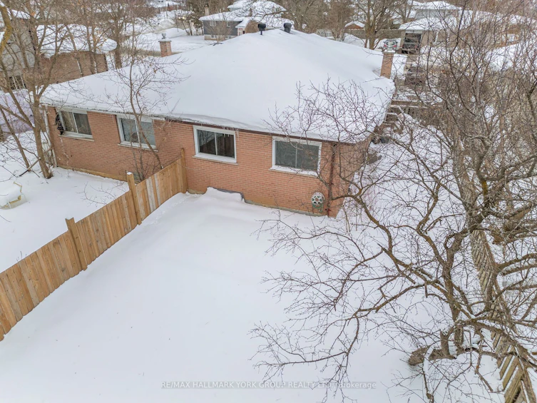 25A College Crescent, Barrie, ON, L4M 2W4 - 32