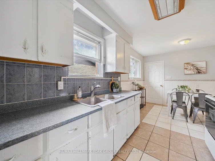 6 Glenecho Drive, Barrie, ON, L4M 4J3 - 13