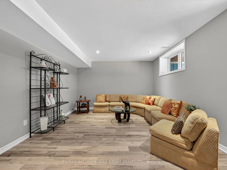 23 Robbie Way, Collingwood, ON, L9Y 5H9 - 35