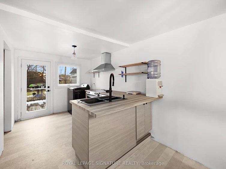 20 Sandell Street, Collingwood, ON, L9Y 3Z1 - 5