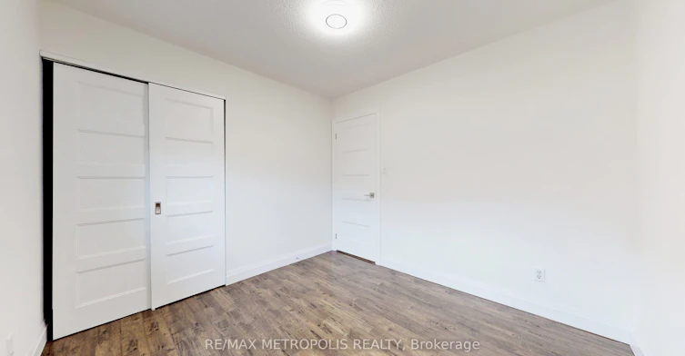 MAIN-17 Porritt Street, Barrie, ON, L4N 6Y5 - 31