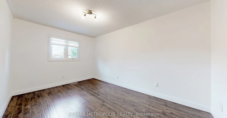 MAIN-17 Porritt Street, Barrie, ON, L4N 6Y5 - 26