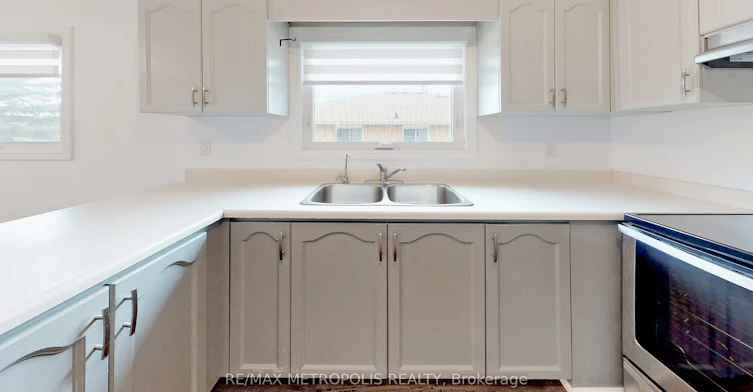 MAIN-17 Porritt Street, Barrie, ON, L4N 6Y5 - 15