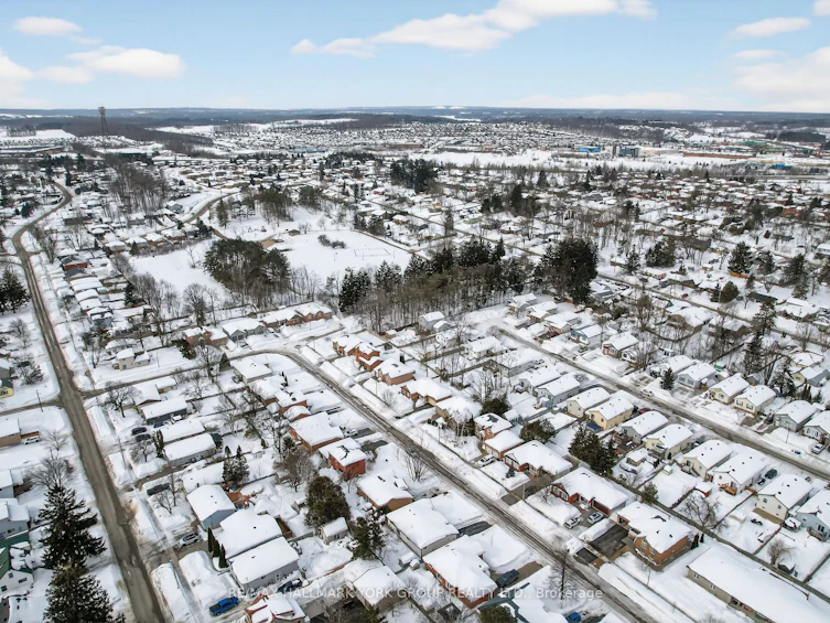 29 Ashton Street, Orillia, ON, L3V 7V5 - 44