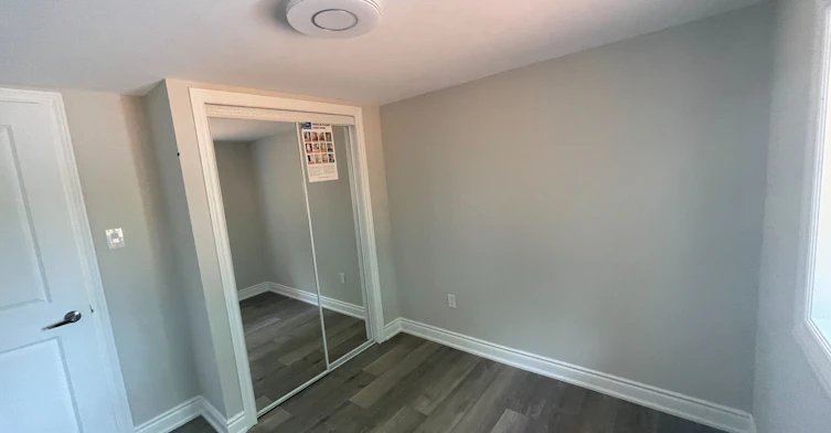 Side-314 Grove Street E, Barrie, ON, L4M 5J3 - 5