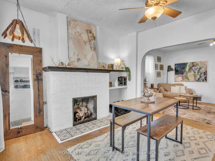 87 Elgin Street, Orillia, ON, L3V 1S3