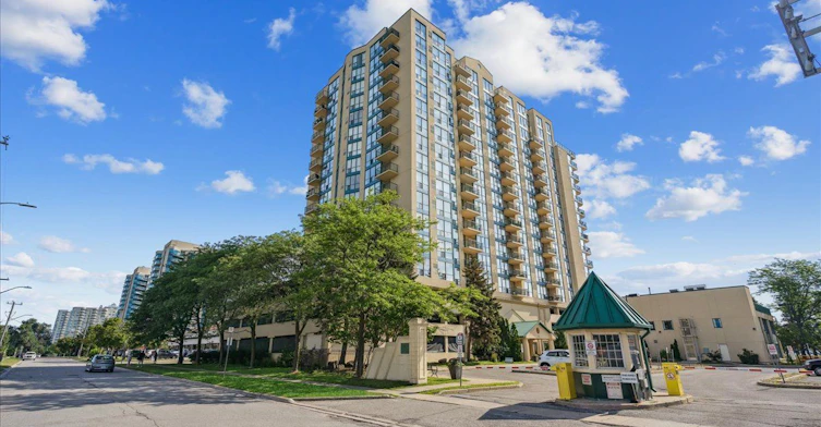607-65 Ellen Street, Barrie, ON, L4N 3A5