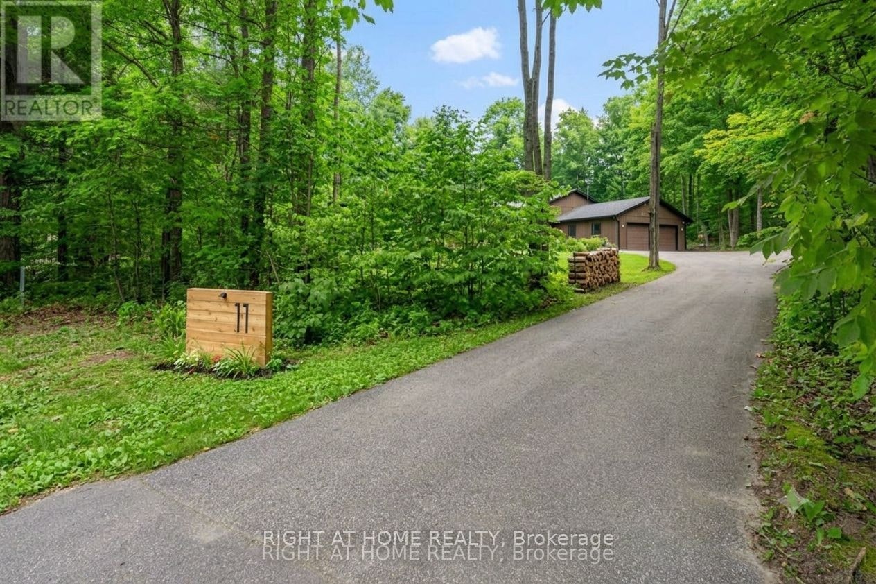11 Woodland Crescent, Oro-Medonte, ON, L4M 4Y8