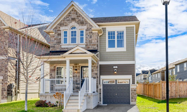 6 Bobolink Drive