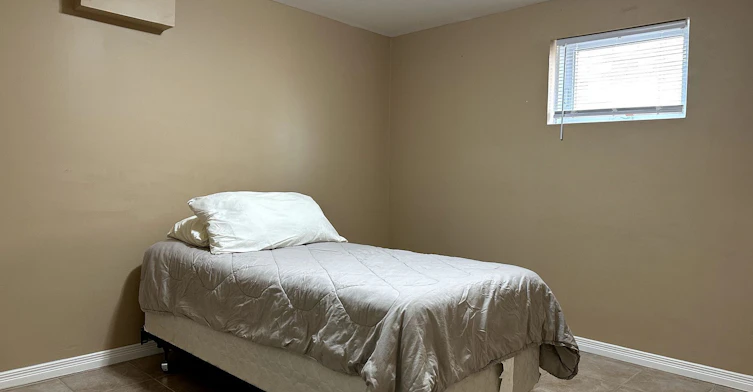 Basement-91 Sun King Crescent, Barrie, ON, L4M 7K4 - 6