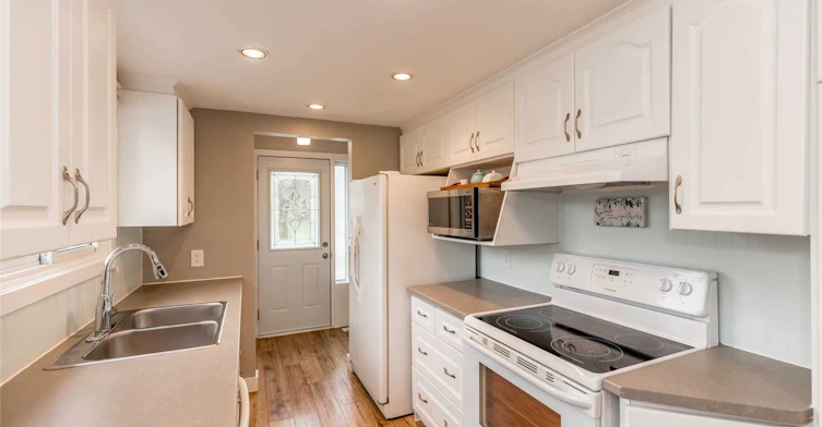 83 Janice Drive, Barrie, ON, L4N 5N5 - 8
