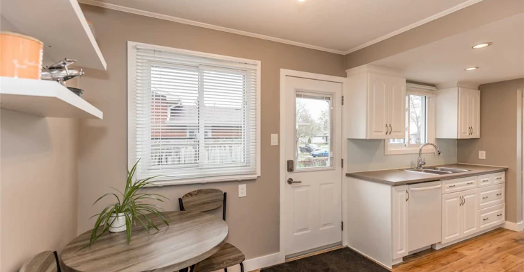 83 Janice Drive, Barrie, ON, L4N 5N5 - 9