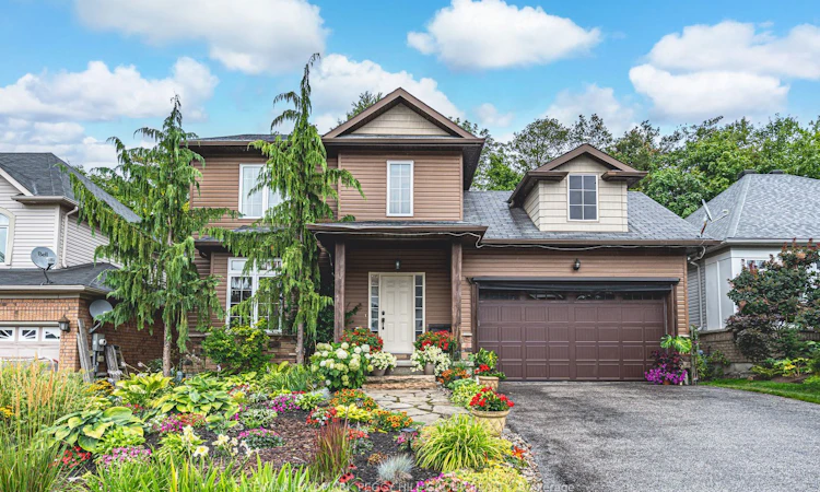 11 Oakmont Avenue