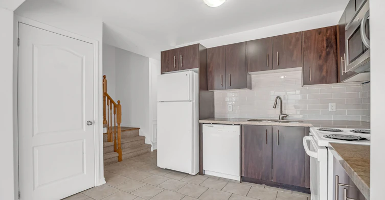 6-75 Prince William Way, Barrie, ON, L4M 0A1 - 11
