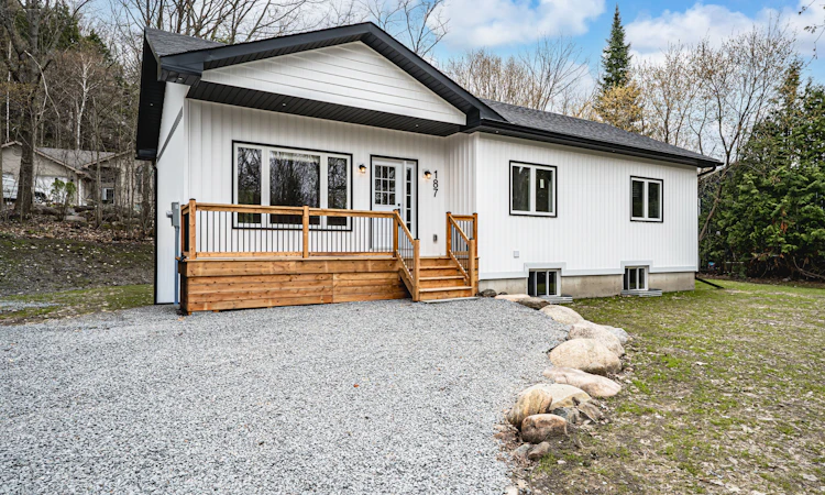 187 Albin Road