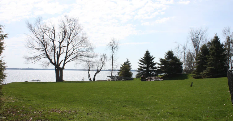 3937 Wood Avenue, Severn, ON, L3V 0T9 - 3