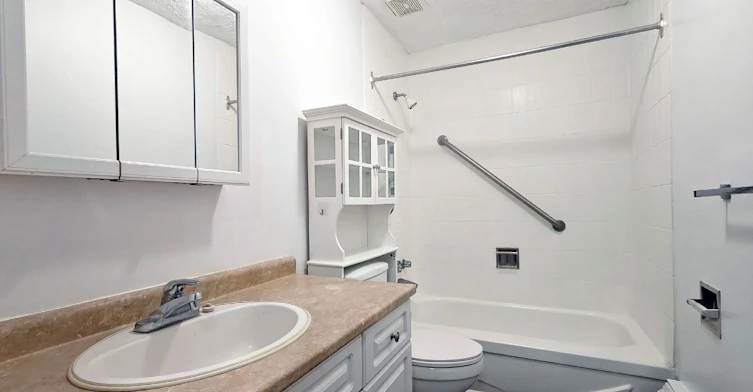 100-37 Peel Street, Barrie, ON, L4M 3L1 - 9