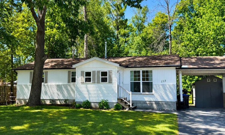 158 Zoo Park Road