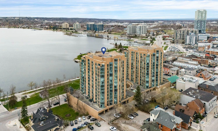 904-150 Dunlop Street E