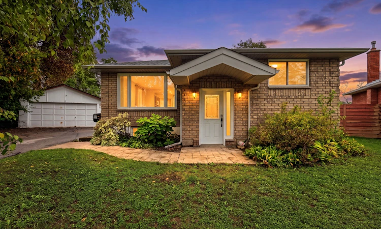 29 Oakley Park Square