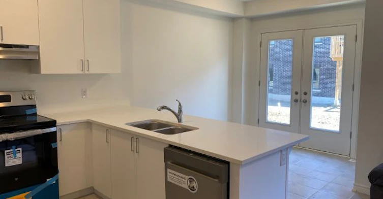 13 Sassafras Road, Springwater, ON, L9X 2C6 - 7