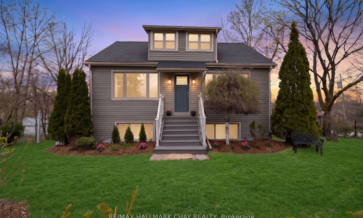 296 Barrie Road