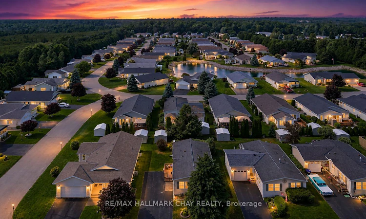 3 Illinois Crescent