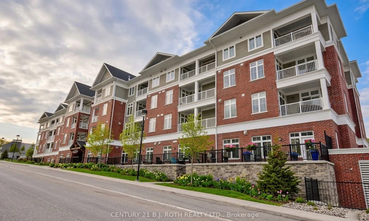 107-40 Horseshoe Boulevard