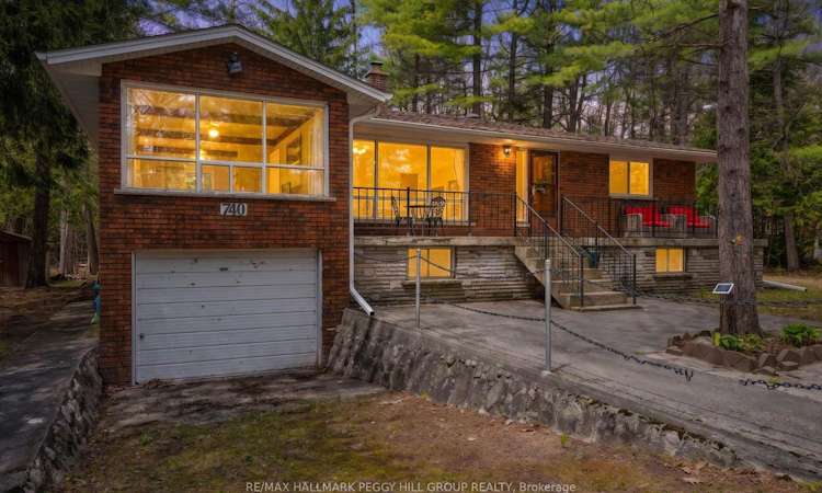 740 Lafontaine Road W