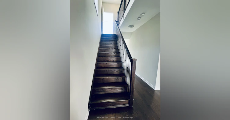 24 Hylton Drive, Barrie, ON, L9J 0W5 - 11
