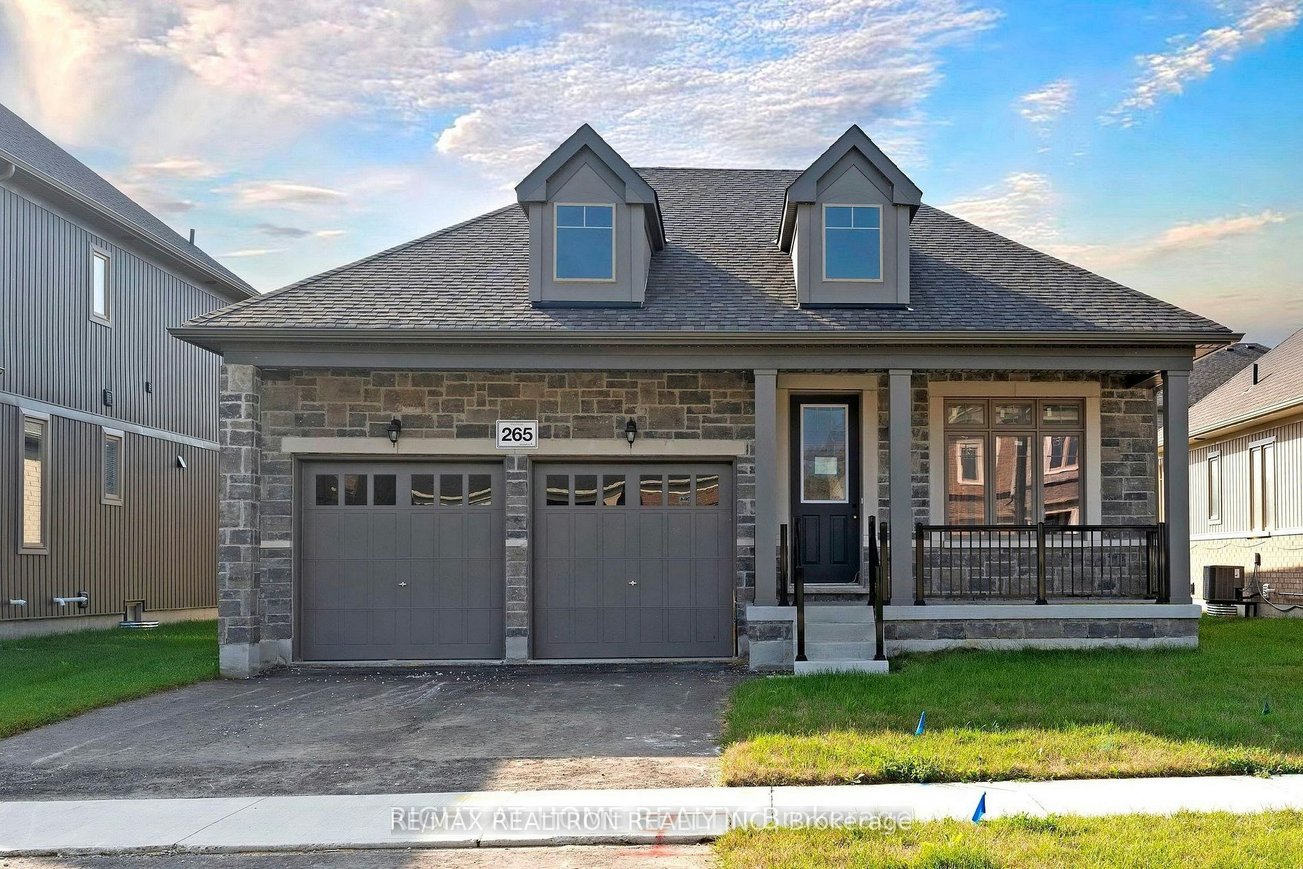 265 Wilcox Drive, Clearview, ON, L0M 1S0