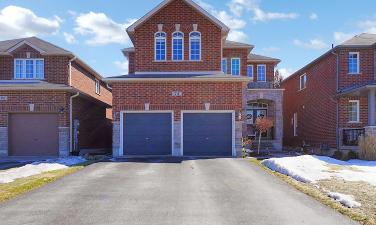 73 Graihawk Drive