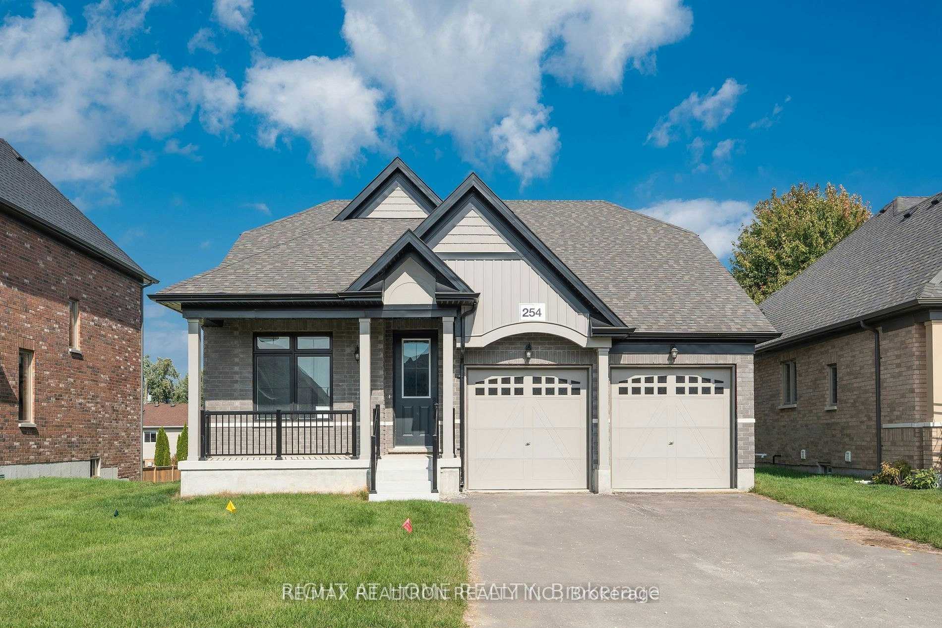 254 Wilcox Drive, Clearview, ON, L0M 1S0