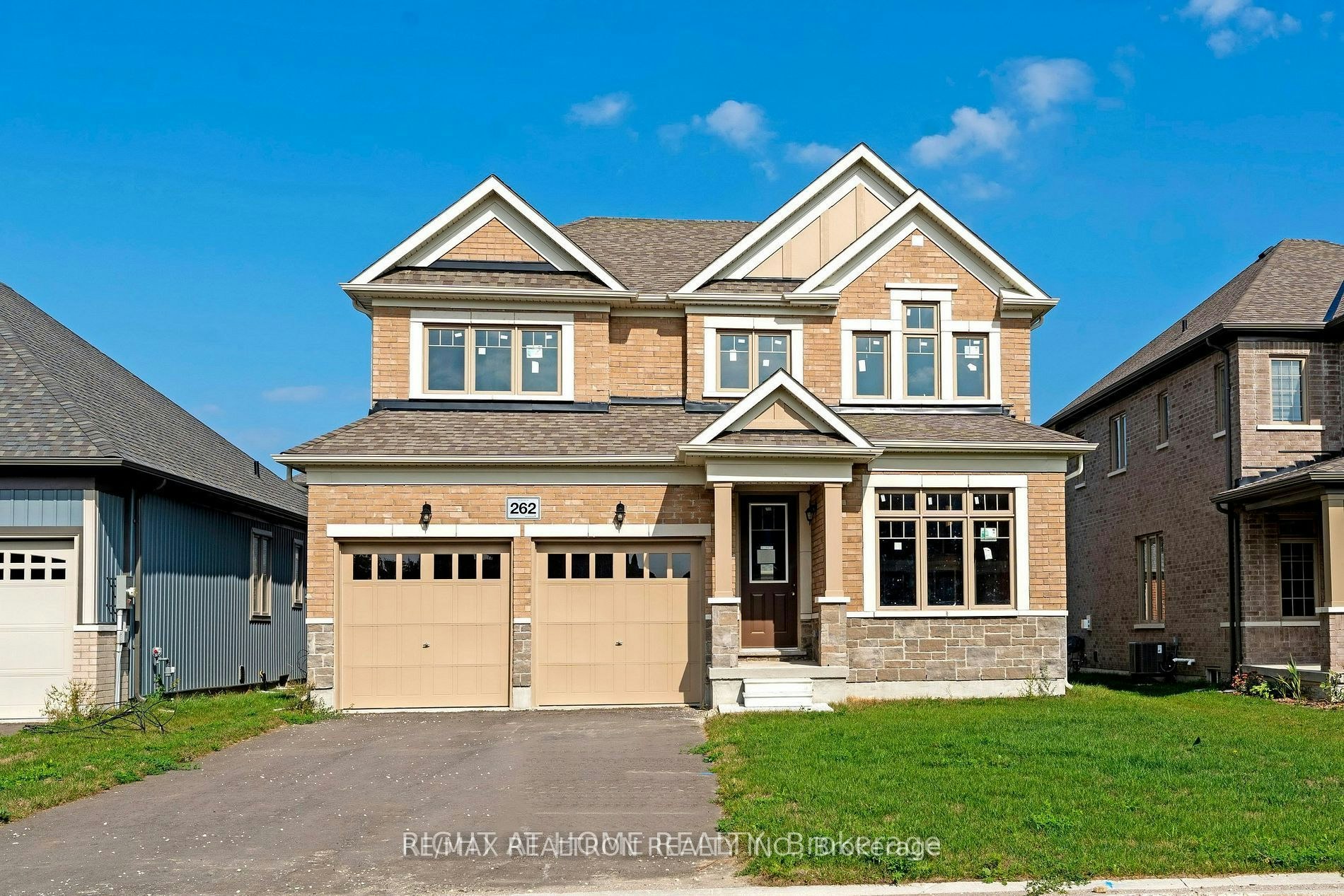 262 Duncan Street, Clearview, ON, L0M 1S0