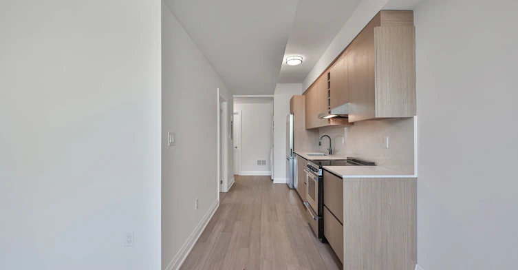 101 Sophia St W Street, Barrie, ON, L4N 1J4 - 6
