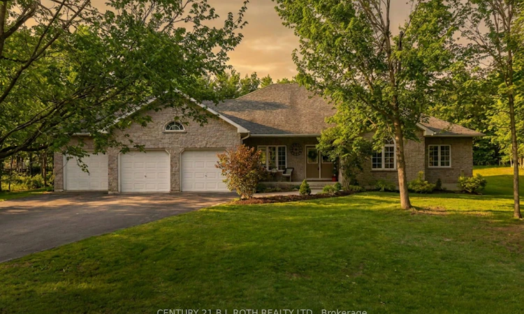 6 Hemlock Crescent
