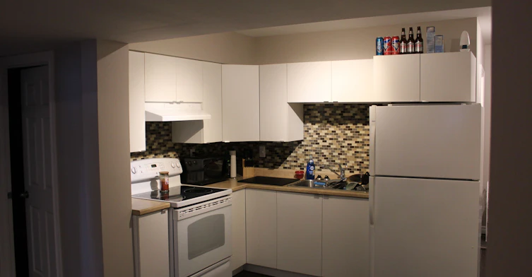 2-64 Daphne Lower Crescent, Barrie, ON, L4M 2Y9 - 2