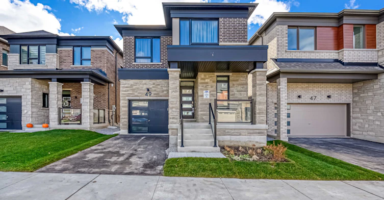 49 Mcbride Trail, Barrie, ON, L9J 0Y8