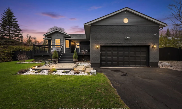 2330 Lakeshore Road E