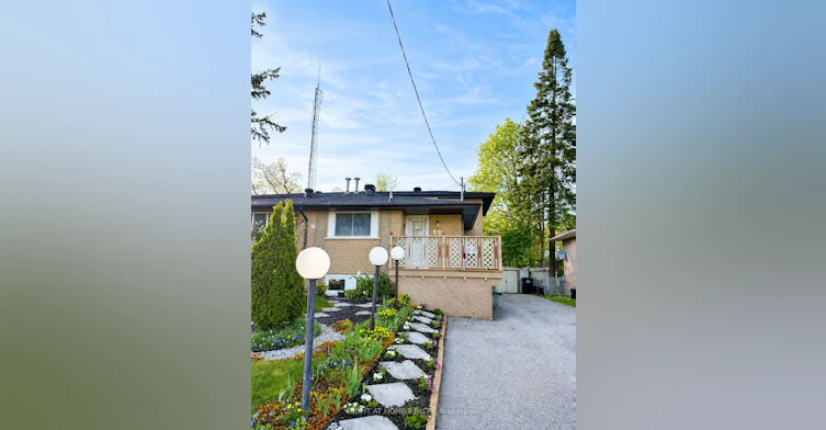 22 Charlbrook Avenue, Barrie, ON, L4M 2Y4