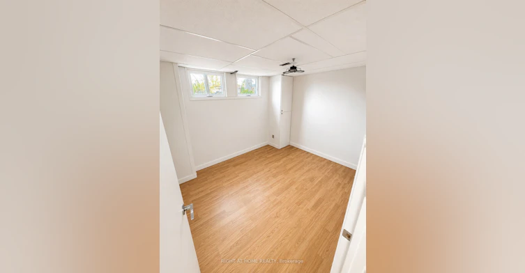 22 Charlbrook Avenue, Barrie, ON, L4M 2Y4 - 10