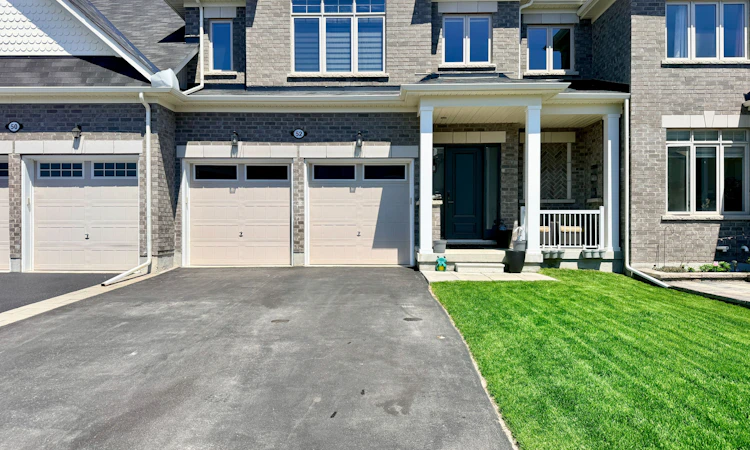 52 Bianca Crescent