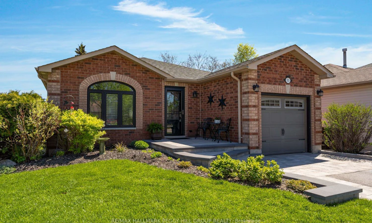 35 Golden Eagle Way