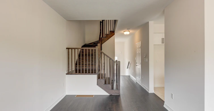 3006 Sandy Acres Avenue, Severn, ON, L3V 0Y4 - 8