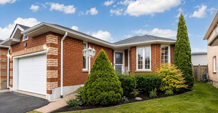 47 Mcveigh Drive, Barrie, ON, L4N 7E4 - 2