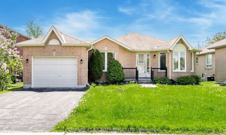 153 Livingstone Street W