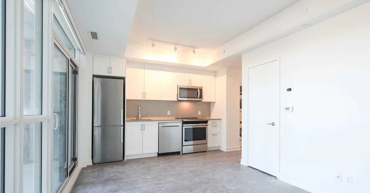 201-681 Yonge Street N, Barrie, ON, L9J 0K1 - 4