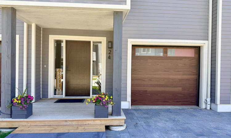24-24 Starboard Road