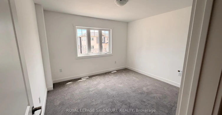 7 Flan Boulevard, Barrie, ON, L9J 0E1 - 5